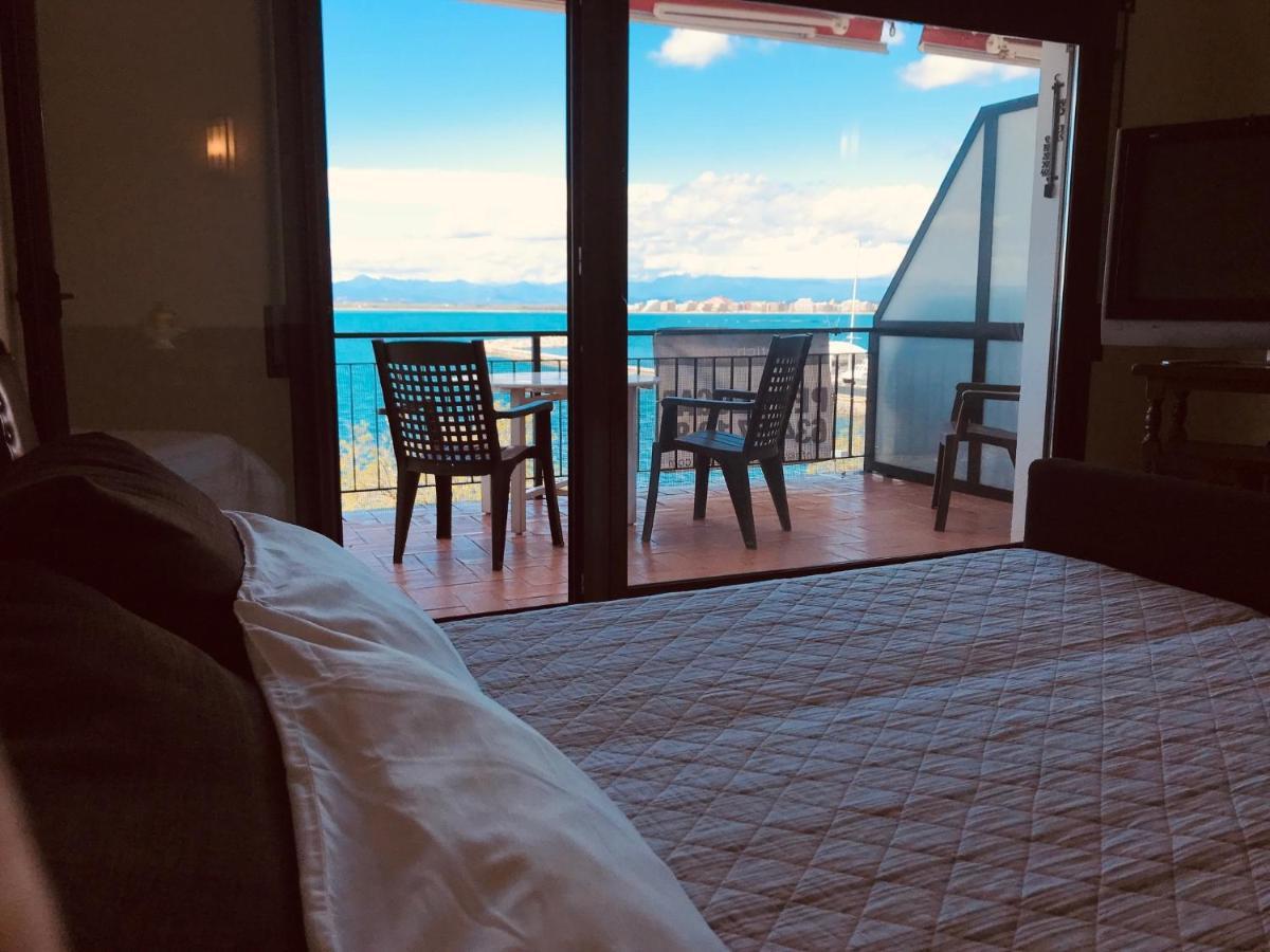 Blue Bay Apartman Roses Kültér fotó